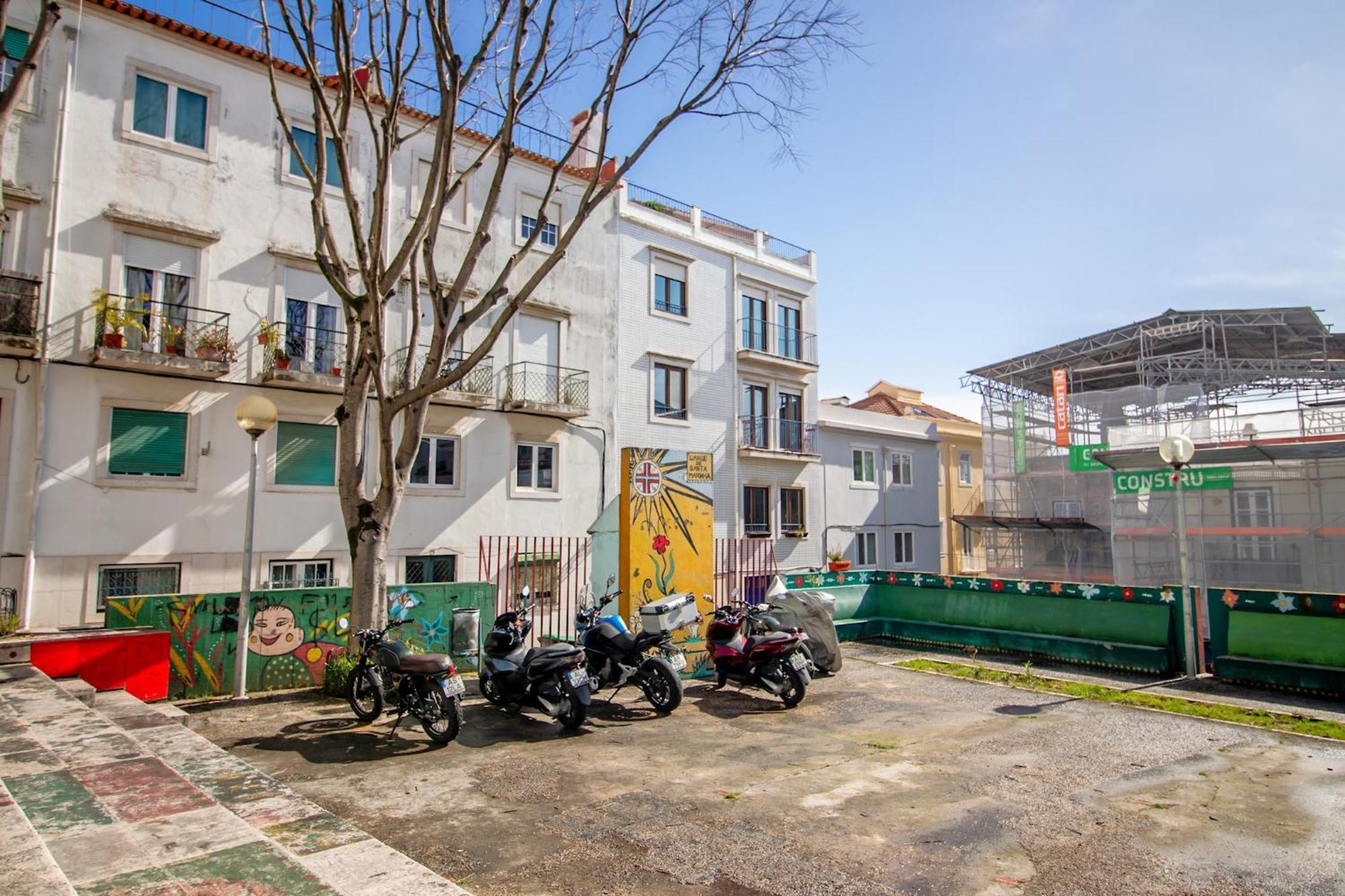 024 A - Stay In The Heart Of Lisbon Luaran gambar