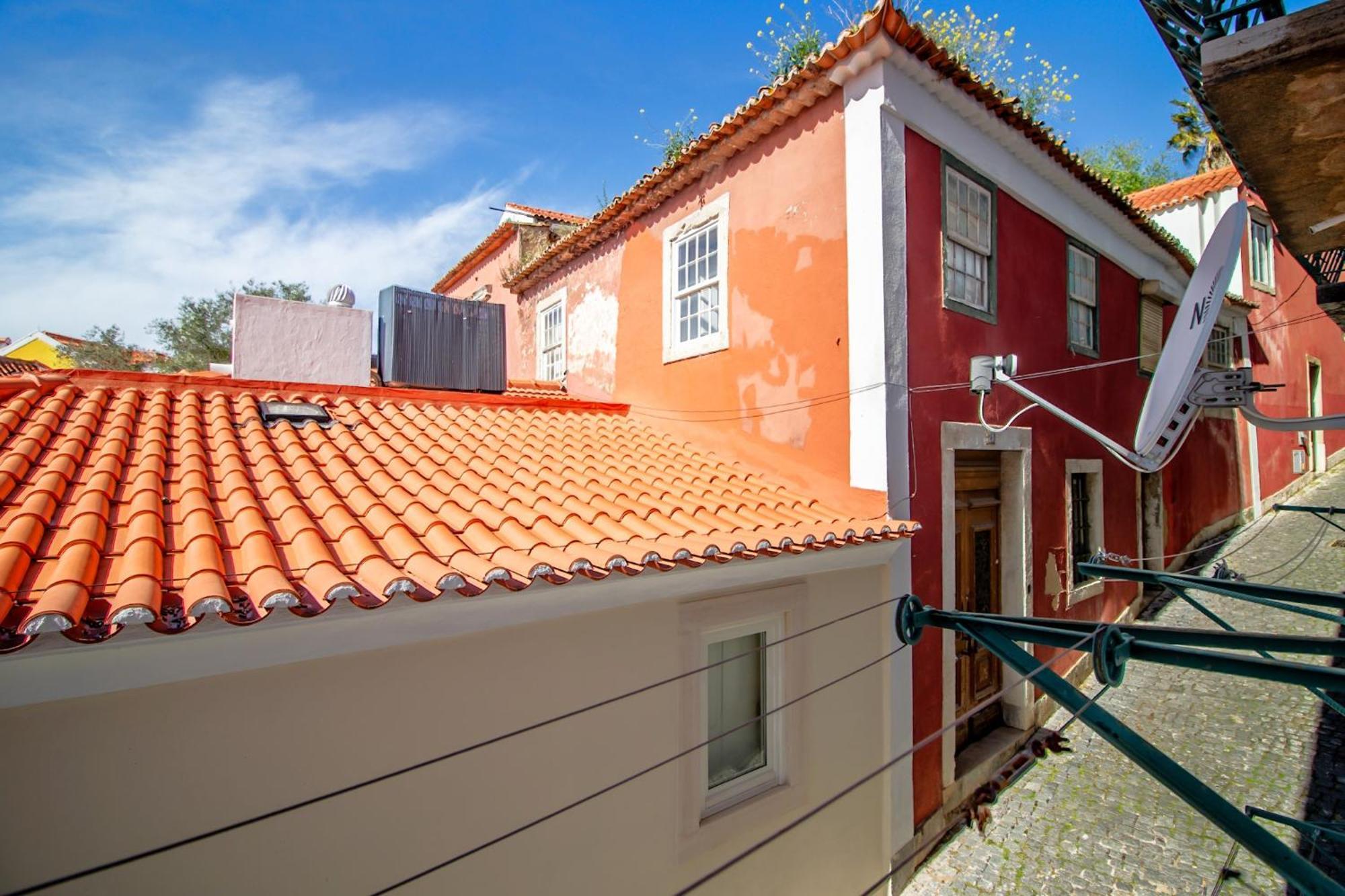 024 A - Stay In The Heart Of Lisbon Luaran gambar